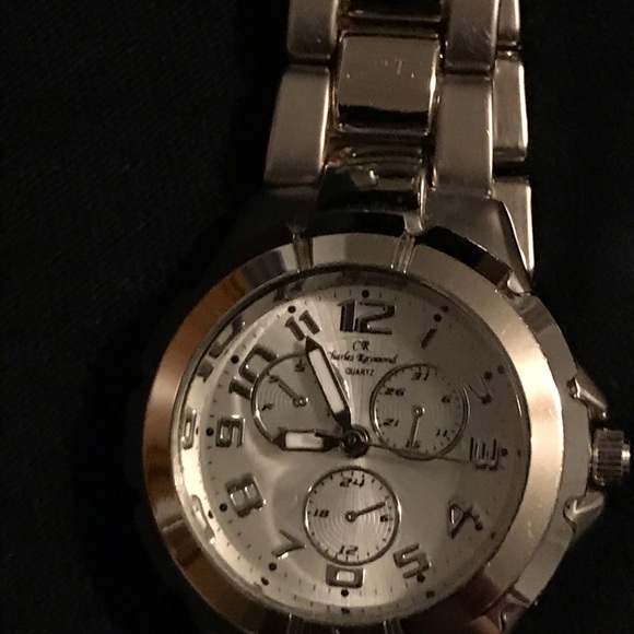 His and Hers Charles Raymond Watches - Picture 5 of 6